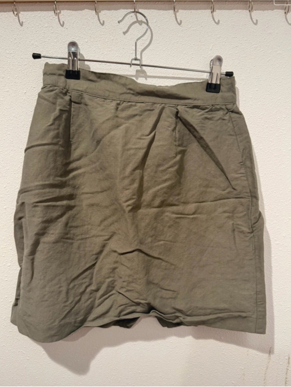 Everyday Olive Midi Skirt with Front Pleats